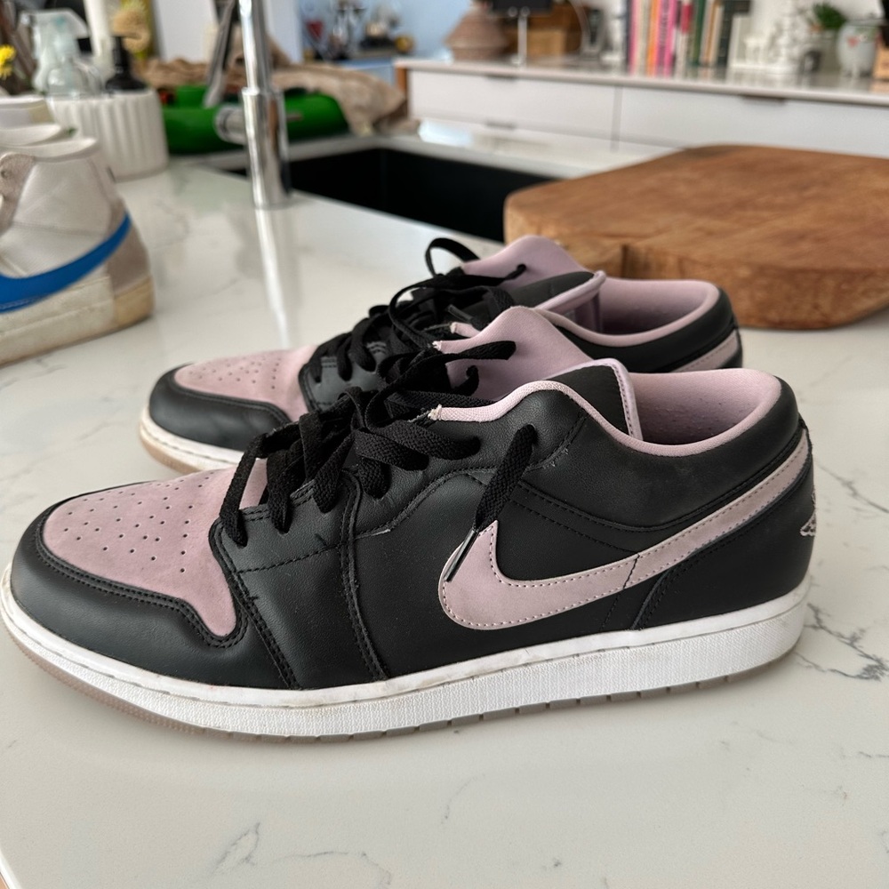 NIKE Jordan AJ 1 Low Men’s 14 Vintage Leather Sneakers, Pre Owned